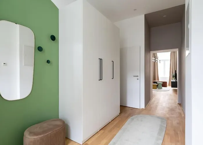 Elegant 1br Suite, Close By Hm Apartment Wien