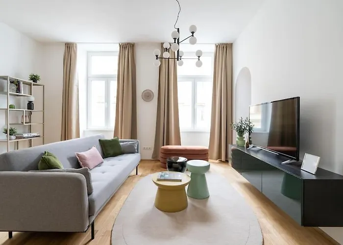 Elegant 1br Suite, Close By Hm Apartment Wien
